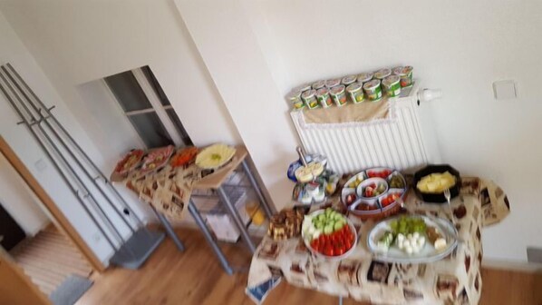 Breakfast buffet