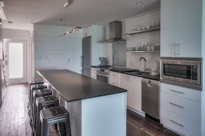 Full kitchen with high-end appliances