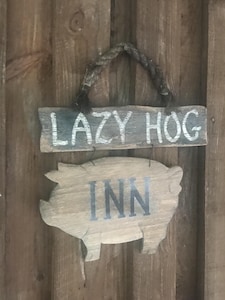 Lazy Hog Country Inn