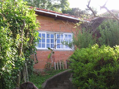 Charming farmhouse near Sao Paulo, accommodates family with children