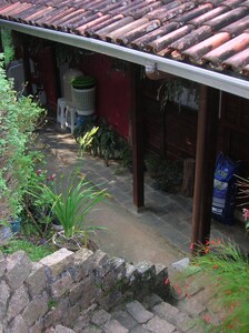 Charming farmhouse near Sao Paulo, accommodates family with children