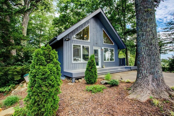 Asheville Sunrise Cottage