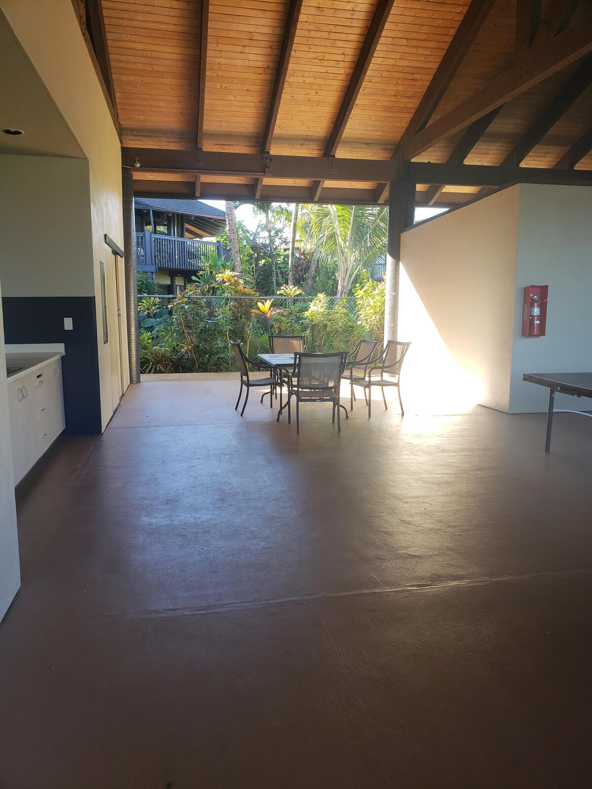 NEW LISTING – Coveted Princeville Resort COMFY private studio with AC –