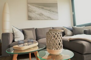 Gemütliches Sofa mit Recamiere
