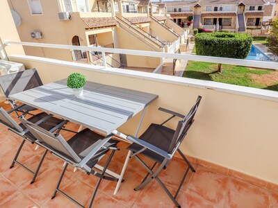 A corner of paradise on the Costa Blanca - 2 bedroom apartment for 4 people