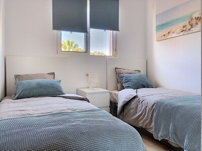 A corner of paradise on the Costa Blanca - 2 bedroom apartment for 4 people