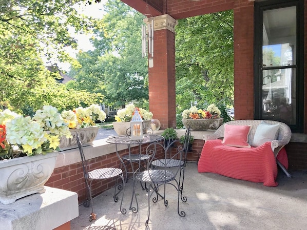 Shared front porch - great for people watching