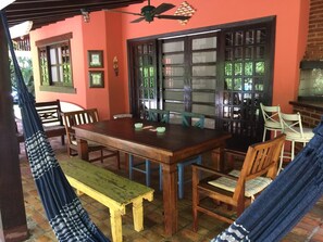 Outdoor dining