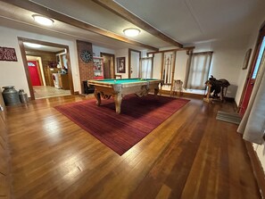 Spielezimmer