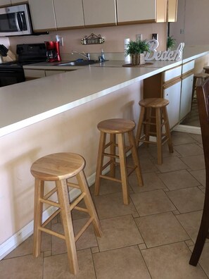 ,Breakfast Bar,