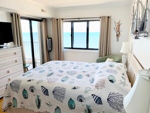 ,Master Bedroom,