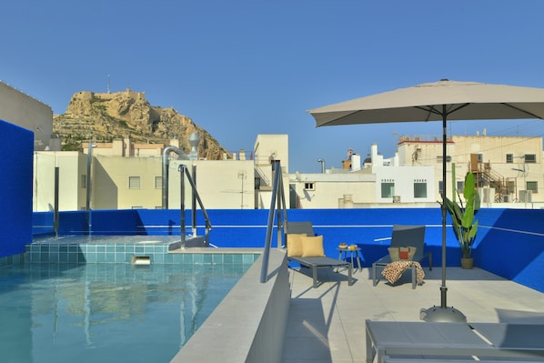 Rooftop pool