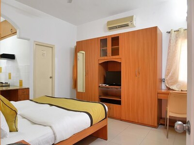 Elegant and Charming Rooms Stay/Bangalore