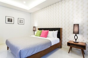 7 BR Chiang Mai Nimman Villa (7BR)