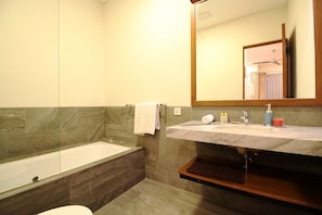 Acoustic Private Suite (CoHaus)