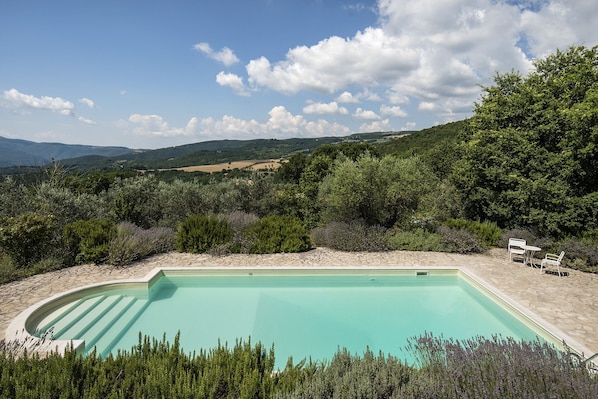 Landscape from the top of the pool