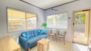 Lounge Area 