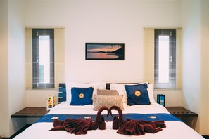 Beautiful Pool Villa at Maenam Hills...