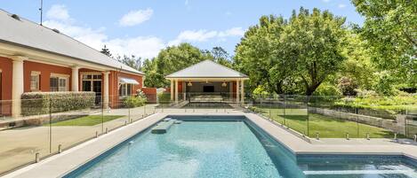 Pool and cabana situated near the main residence, 5o metres from the Barn/cottag