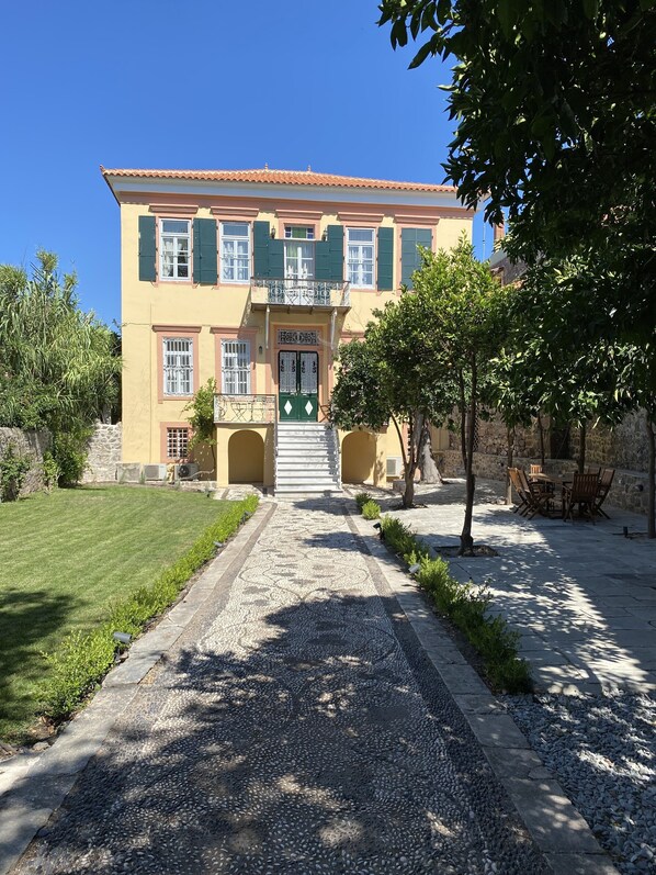 Extérieur
