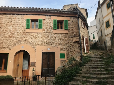 malerisches Dorfhaus