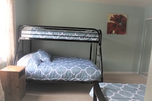 Bedroom #2 - twin-over-full bunk bed and queen size futon 