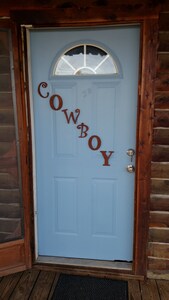 Cozy 2 rm pet friendly cabin- private lake - fishing & swimming - CowboyCabin