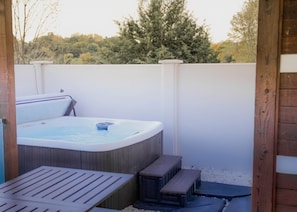 Bain à remous extérieur