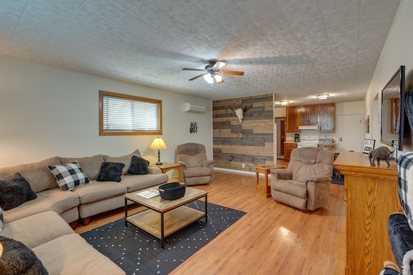 Medora Vacation Rental Condo | 2BR | 1BA | 1,200 Sq Ft | Stairs Required