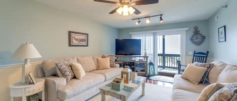 North Topsail Beach Vacation Rental Condo | 2BR | 2BA | Step-Free Access