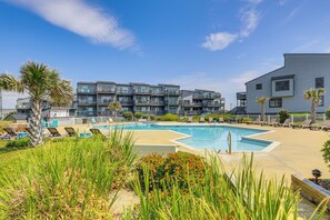 Community Amenities | Beach Access