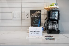 Kaffe och/eller kaffebryggare