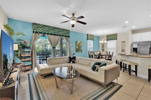 Main Livingroom