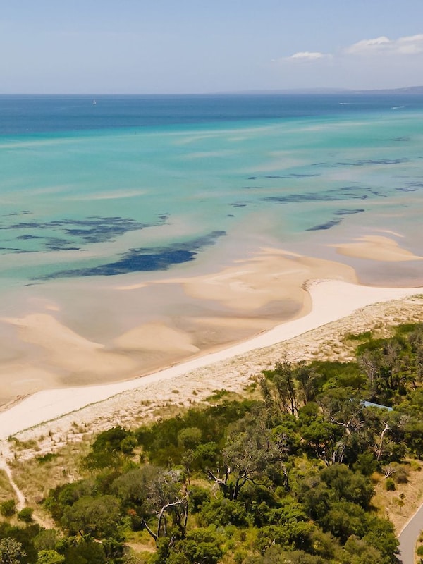 two drive from the house is Tootgarook Beach which is stunning