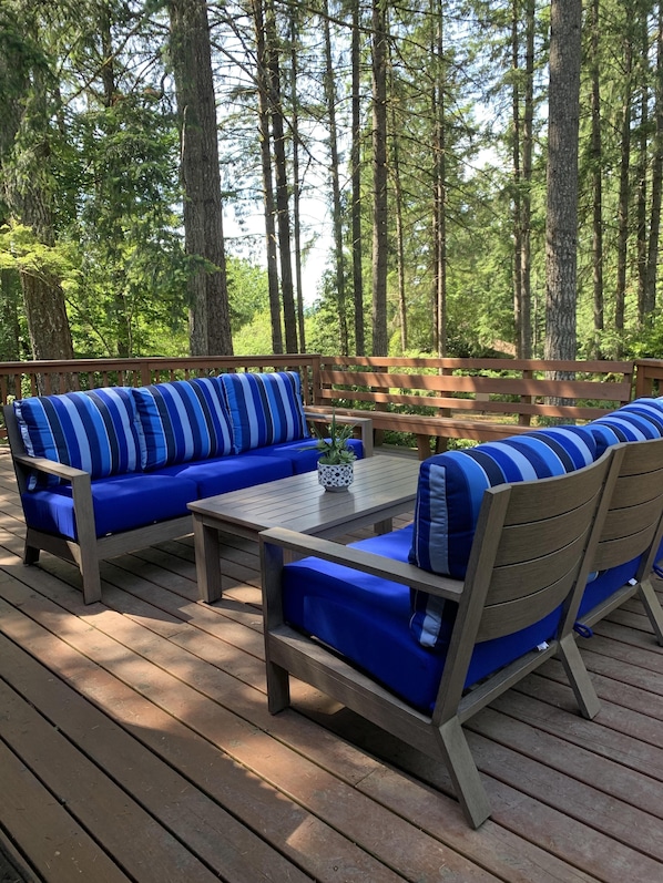 Deck with Custom Patio Furniture and TREES  summer 2019