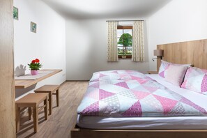 Ferienwohnung Fuderheuberg 84 qm im OG, 2 Schlafzimmer, Wohnküche, Balkon-Schlafzimmer