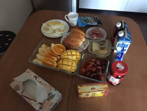 Breakfast meal