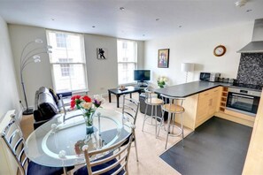 Lounge, kitchen and dining