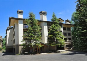 Townsend-Pl-A306_24