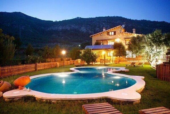 Pool