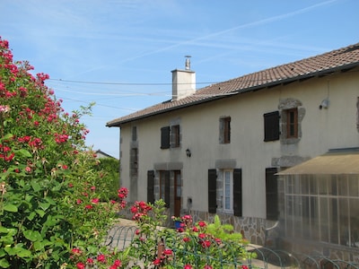 2 bedroom character gite en-suite great for walking, cycling and relaxing