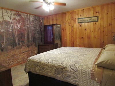 Lake Front Cabin!!!!