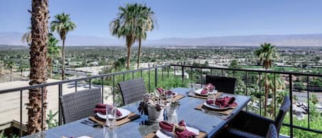 270* Jet Liner Views of Palm Springs & Coachella Valley from a Mid Century home