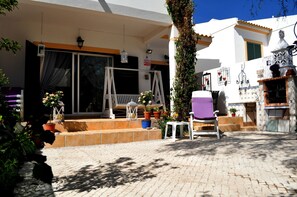 Private Garden, Pateo, BBQ for relaxing sundowners