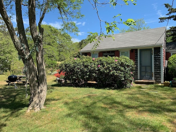 Cottage front