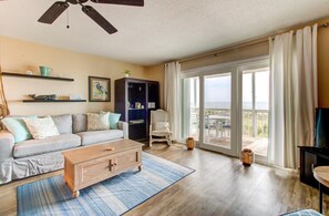 Seas the Day Dunes I A1-Living Room