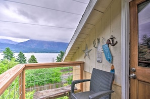 Views of the Columbia Gorge River are visible right from the home's deck!
