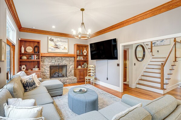 Boone Vacation Rental | 5BR | 4.5BA | 3,900 Sq Ft | Steps Required to Access