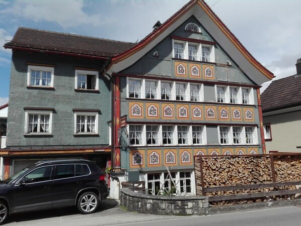 Picture 1