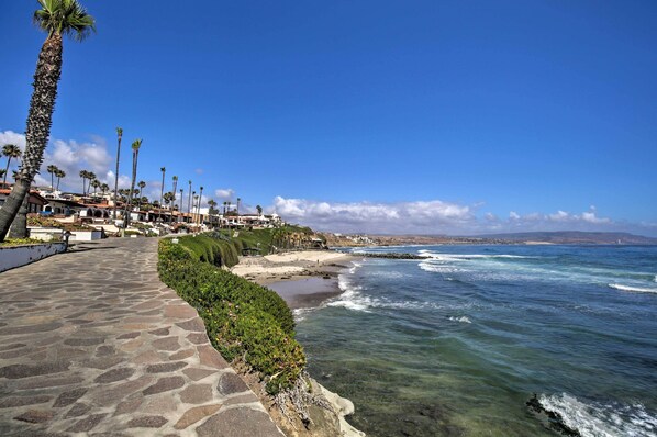 Rosarito Beach Vacation Rental | 2BR |1BA | 1,000 Sq Ft | Stairs Required
